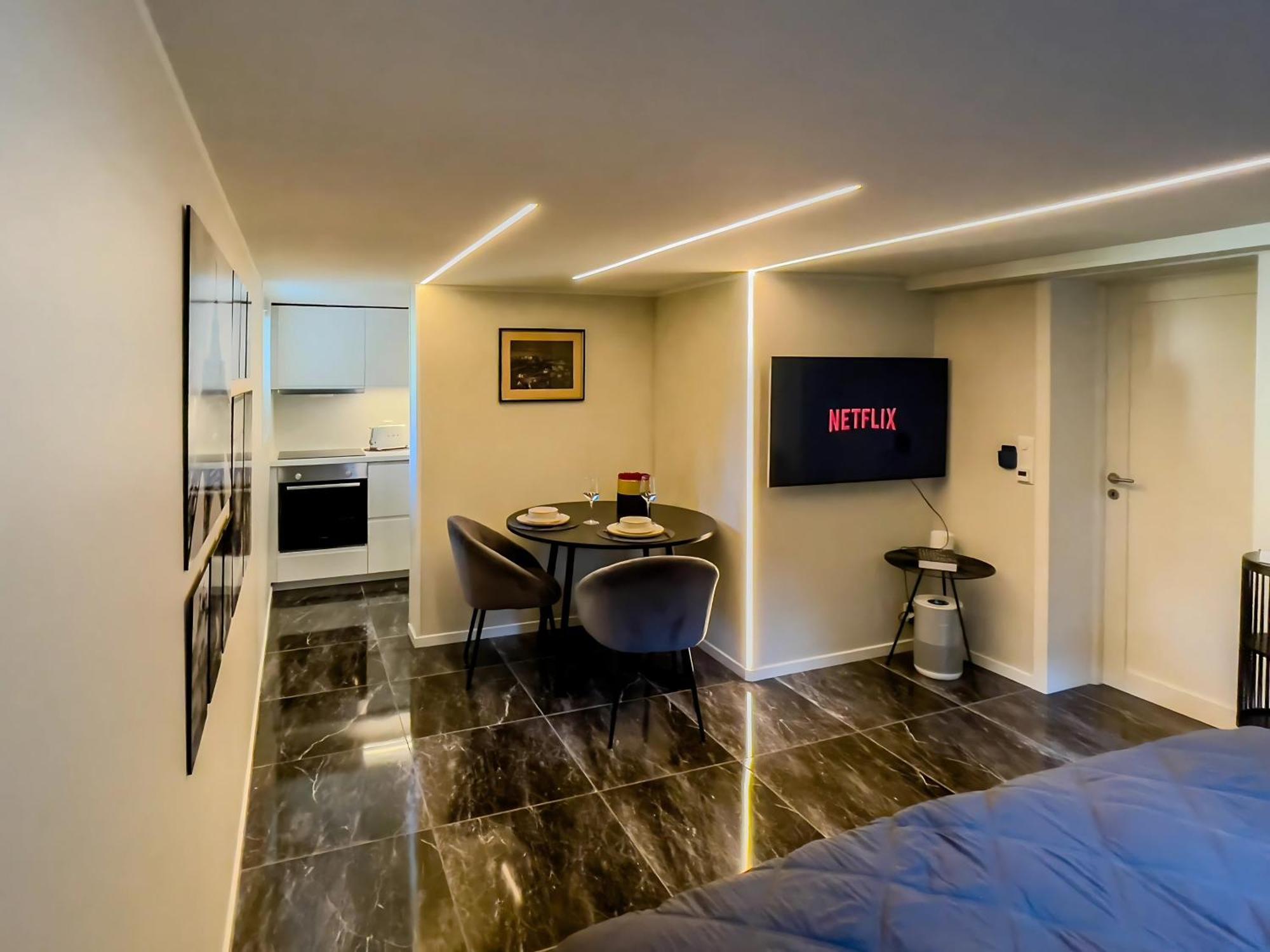 Andalsnes Underground Flat Apartment Екстериор снимка