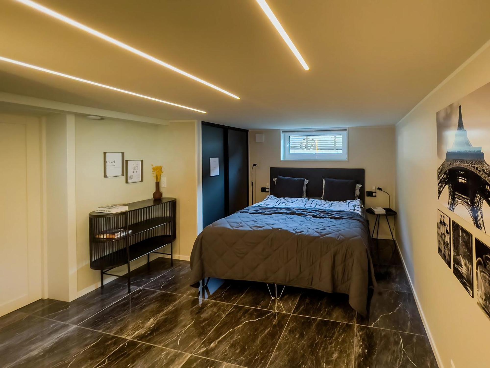 Andalsnes Underground Flat Apartment Екстериор снимка